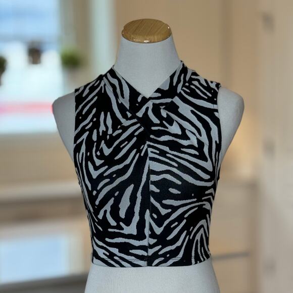 Zara | NWT Jacquard Zebra Print Crop Top - Picture 4 of 9